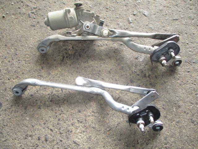 NCP120 ラクティス　ワイパーリンク交換