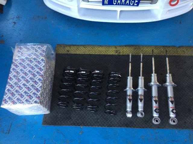 日産 R32 HCR32 ショック サス 交換 ニスモ KYB お持込み 整備 日産 R32 HCR32 ショック サス 交換 ニスモ KYB お持込み 整備