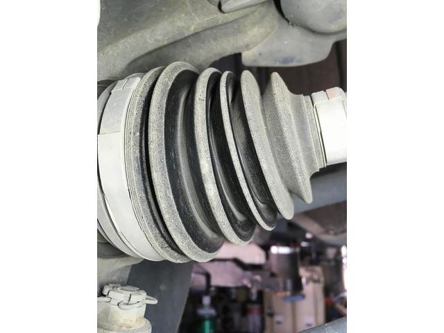 トヨタ　アクア　車検整備　エンジンオイル　エアコンフィルタ－　整備　修理　整備工場　修理工場　車検　点検　任意保険　茨城　龍ヶ崎　取手　牛久　つくば　つくばみらい　守谷　稲敷　ＮＵＴＥＣ 