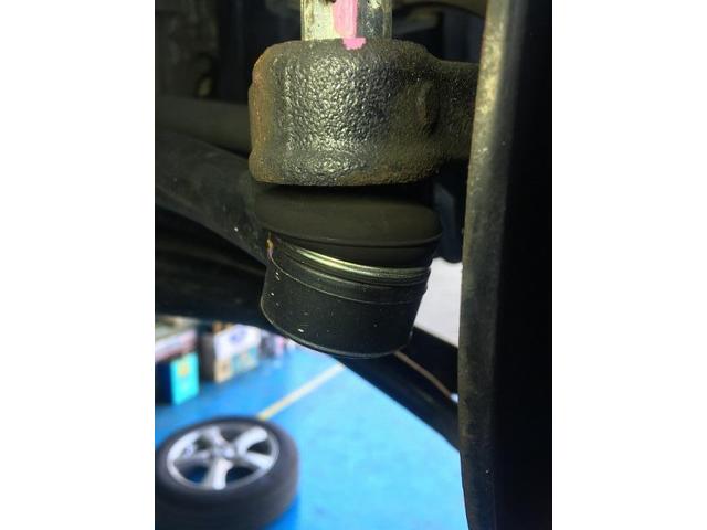 トヨタ　アクア　車検整備　ブレ－キパット変摩耗　交換　整備　修理　整備工場　修理工場　車検　点検　任意保険　茨城　龍ヶ崎　取手　牛久　つくば　つくばみらい　守谷　稲敷　ＮＵＴＥＣ 