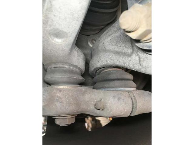 アウディ　Ｑ５　車検整備　エンジンオイル　ブレ－キオイル　交換　整備　修理　整備工場　修理工場　車検　点検　任意保険　茨城　龍ヶ崎　取手　牛久　つくば　つくば　ＮＵＴＥＣ