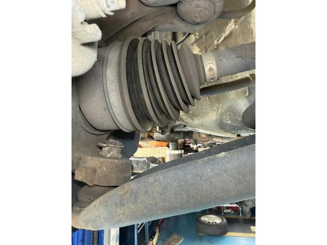 ホンダ　モビリオ　車検整備　エンジンオイル　ブレ－キオイル　ロアボ－ルジョイントブ－ツ　ブレ－キパット　エアコンフィルター　交換　整備　修理　整備工場　修理工場　車検　点検　任意保険　茨城　龍ヶ崎　取手　牛久　つくば　つくば　ＮＵＴＥＣ