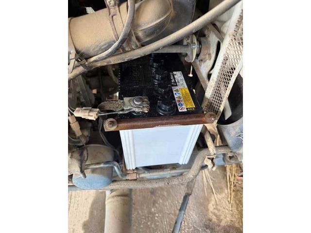 クボタ　トラクタ－　バッテリ－　上がり　バッテリ－　交換　整備　修理　車検　点検　任意保険　茨城　龍ヶ崎　取手　牛久　つくば　つくば　ＮＵＴＥＣ