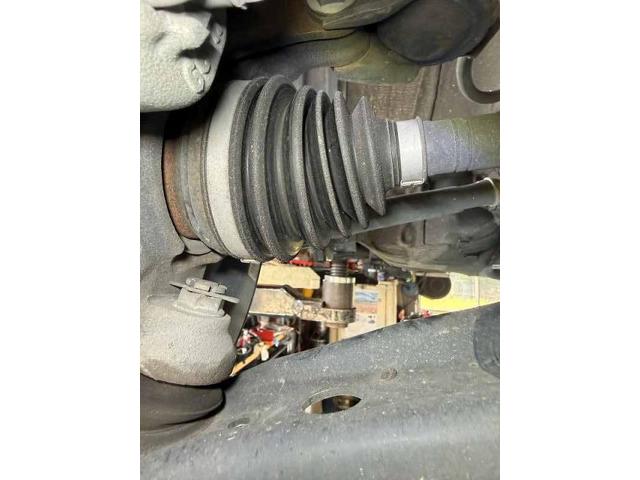 トヨタ カローラフィールダー 車検整備 エンジンオイル&エレメント マフラ-音 うるさい リヤハブベアリング うなり音 交換 整備 修理 車検 点検 任意保険 茨城 龍ヶ崎 取手 牛久 つくば つくば NUTEC