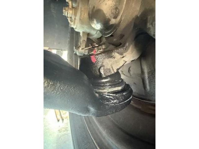 ダイハツ ハイゼットデッキバン 車検整備 エンジンオイル NUTEC ZZ01 ロアボ-ルジョイントブ-ツ エアコンフィルタ- 交換 整備 修理 車検 点検 任意保険 茨城 龍ヶ崎 取手 牛久 つくば つくば NUT整備