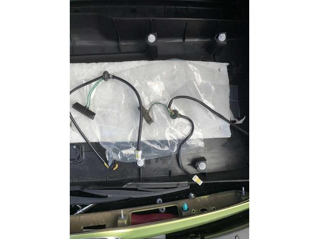 スバル　ＸＶハイブリッド　バックドアリクエストスイッチ　バックドア開閉時　手が汚れる　べたつく　交換　整備　修理　車検　点検　任意保険　茨城　龍ヶ崎　取手　牛久　つくば　つくば　ＮＵＴＥＣ