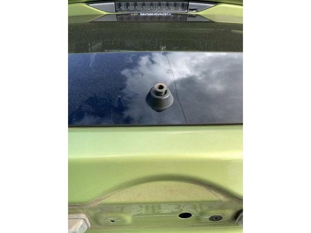 スバル　ＸＶハイブリッド　バックドアリクエストスイッチ　バックドア開閉時　手が汚れる　べたつく　交換　整備　修理　車検　点検　任意保険　茨城　龍ヶ崎　取手　牛久　つくば　つくば　ＮＵＴＥＣ