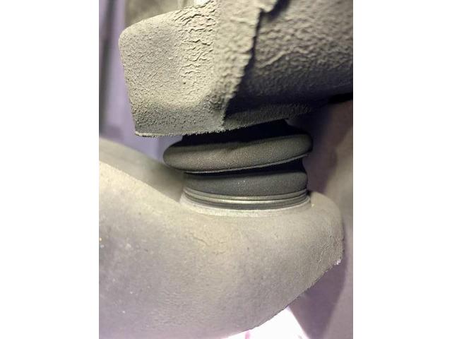 スバル　ＢＲＺ　車検整備　ブレ－キ＆クラッチオイル　ナンバ－灯バルブ　交換　整備　修理　車検　点検　任意保険　茨城　龍ヶ崎　取手　牛久　つくば　つくば　ＮＵＴＥＣ