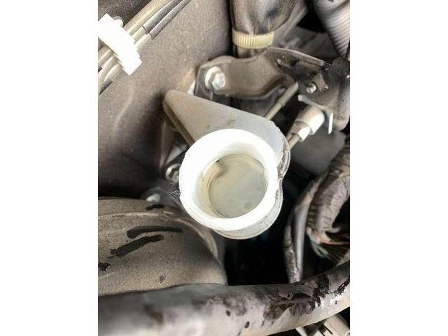 スバル　ＢＲＺ　車検整備　ブレ－キ＆クラッチオイル　ナンバ－灯バルブ　交換　整備　修理　車検　点検　任意保険　茨城　龍ヶ崎　取手　牛久　つくば　つくば　ＮＵＴＥＣ