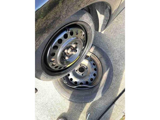 日産　ノート　サスペンション 足回り損傷　縁石　乗り上げ　走行不能　交換　整備　修理　車検　点検　任意保険　茨城　龍ヶ崎　取手　牛久　つくば　つくば　ＮＵＴＥＣ