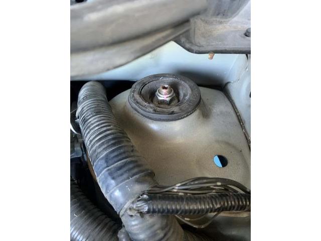 日産　ノート　サスペンション 足回り損傷　縁石　乗り上げ　走行不能　交換　整備　修理　車検　点検　任意保険　茨城　龍ヶ崎　取手　牛久　つくば　つくば　ＮＵＴＥＣ