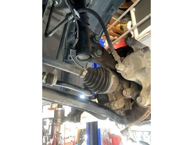 日産　ノート　サスペンション 足回り損傷　縁石　乗り上げ　走行不能　交換　整備　修理　車検　点検　任意保険　茨城　龍ヶ崎　取手　牛久　つくば　つくば　ＮＵＴＥＣ