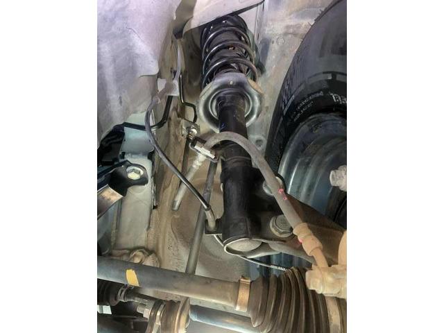 日産　ノート　サスペンション 足回り損傷　縁石　乗り上げ　走行不能　交換　整備　修理　車検　点検　任意保険　茨城　龍ヶ崎　取手　牛久　つくば　つくば　ＮＵＴＥＣ