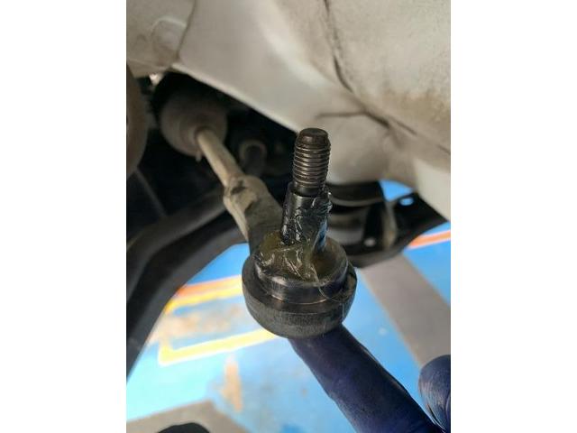 ダイハツ　ムーヴ　タイロットエンドブ－ツ　切れ　左右交換　　整備　修理　車検　点検　任意保険　茨城　龍ヶ崎　取手　牛久　つくば　つくば　ＮＵＴＥＣ