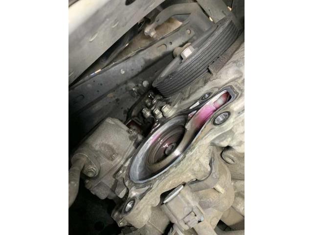 トヨタ　プリウス　エンジン警告灯　点灯　ウォ－タ－ポンプ　ヘットライト　光量不足　ライトハウジング　交換　整備　修理　車検　点検　任意保険　茨城　龍ヶ崎　取手　牛久　つくば　つくば　ＮＵＴＥＣ