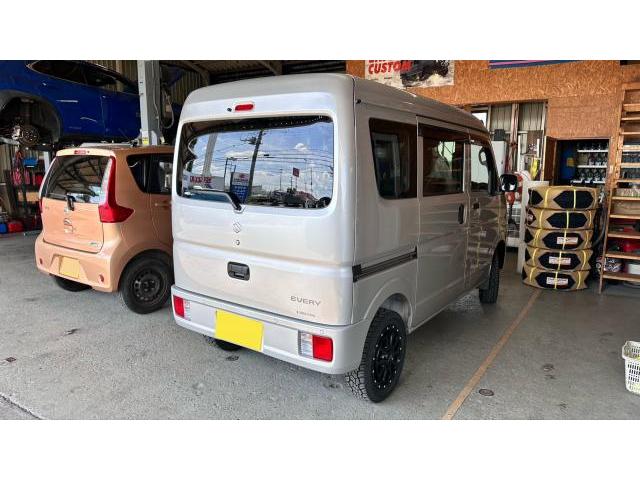 スズキ　エブリイ　外装品・エアロパーツ取付 中古車販売 車検 整備 鈑金 塗装 事故修理 キズヘコミ カスタム デントリペア 水戸 ひたちなか 茨城町 小美玉 笠間 大洗 石岡 那珂 城里町 東海村 鉾田 鹿嶋 神栖