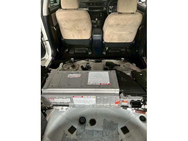 レクサス ＣＴ エンジンチェックランプ修理 ハイブリッドバッテリー交換  中古車販売 車検 整備 鈑金 塗装 事故修理 キズヘコミ カスタム デントリペア 水戸 ひたちなか 茨城町 小美玉 笠間 大洗 石岡 那珂 城里町 東海村 鉾田 鹿嶋