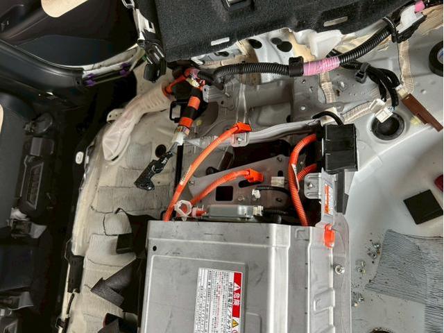 レクサス ＣＴ エンジンチェックランプ修理 ハイブリッドバッテリー交換  中古車販売 車検 整備 鈑金 塗装 事故修理 キズヘコミ カスタム デントリペア 水戸 ひたちなか 茨城町 小美玉 笠間 大洗 石岡 那珂 城里町 東海村 鉾田 鹿嶋