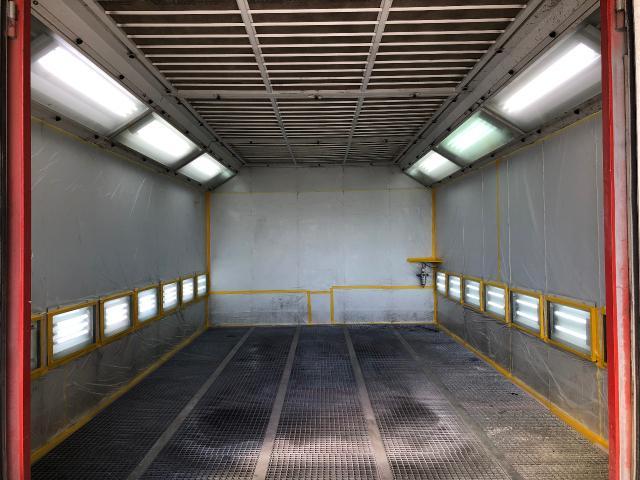 トヨタ　カムリ　板金・外装補修