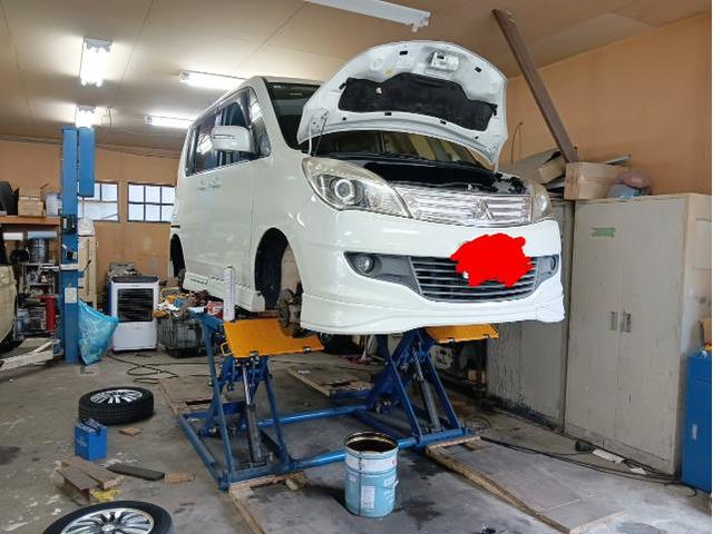 三菱　デリカＤ：２　板金・外装補修