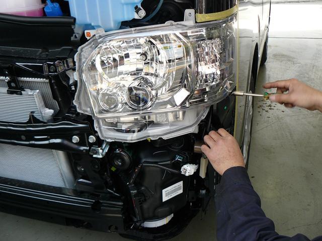 トヨタ　ハイエース　200系　TOM`S LED ウィンカー　ドアミラー取付