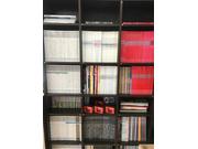 ずらりと並んだ書籍・輸入車好きにはたまりません！！