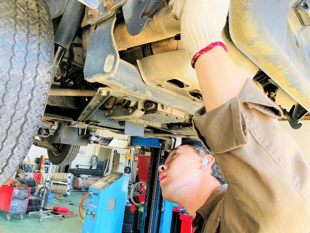 足回りは入念に整備していきます