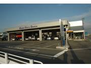 福井市にある自動車鈑金塗装のプロ工場。