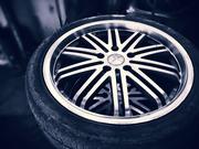 タイヤ交換は２０インチまで対応可能！