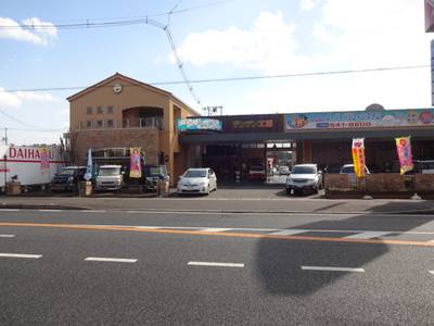 土曜日、日曜日も夜８時まで営業！