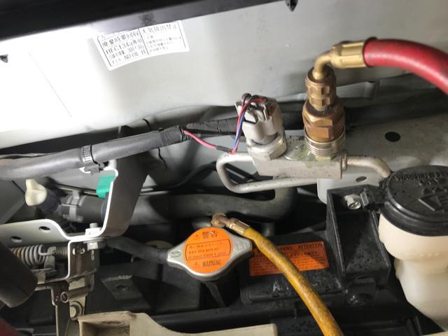 ハイゼットカーゴ エアコン修理 コンプレッサー交換