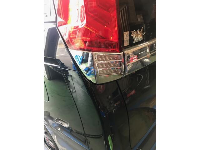 VOXY　LEDテールレンズ取付
