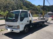 大型の積載車も完備！出先でのトラブルなどに駆けつけます。