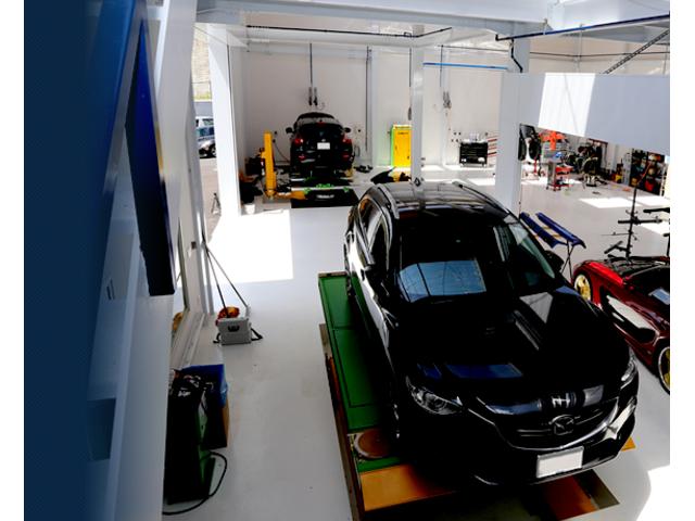 創業は２００６年。工場内も清潔なスペースを確保しております。