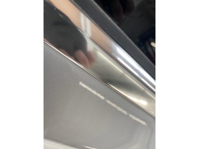 欧州車　アルミモール　水垢　除去　ドアモール