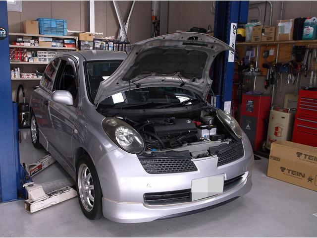 日産 マーチのサスペンションをTEIN製の車高調に交換いたしまし 日産 マーチのサスペンションをTEIN製の車高調に交換いたしまし