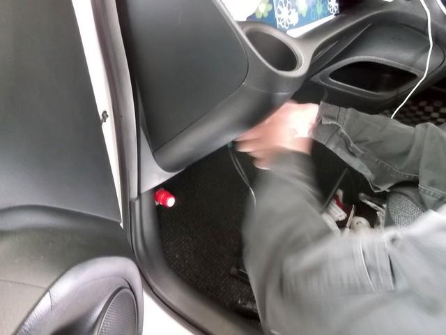 トヨタ シエンタにドライブレコーダーを装着いたしました。