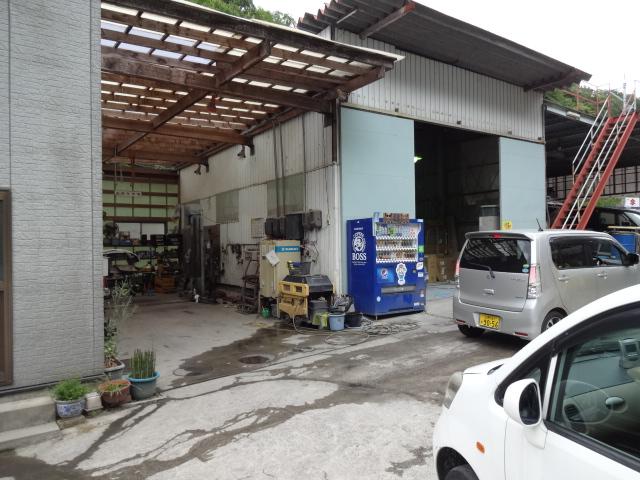 有限会社カスタムオート4