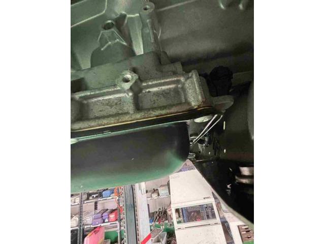 H30　ポルシェ　パナメーラ　オイル漏れ修理（シリンダーブロックボルト、ミッションオイルパン）