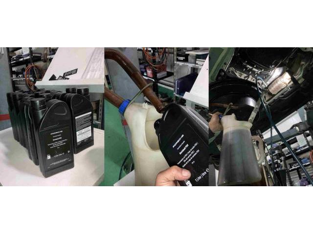 H30　ポルシェ　パナメーラ　オイル漏れ修理（シリンダーブロックボルト、ミッションオイルパン）