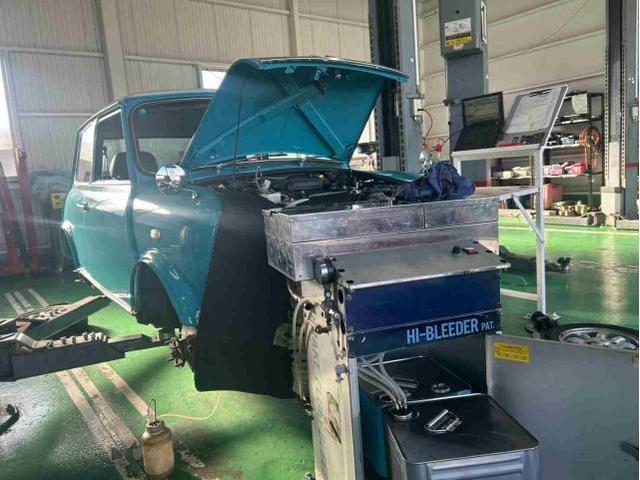 Ｈ11　ローバー　ＭＩＮＩ　車検（ディスクローター、ブレーキパッド、バッテリー）