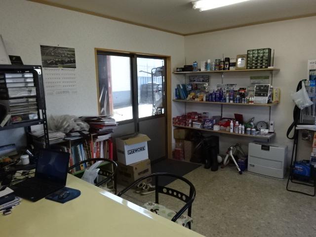 ごゆっくりお寛ぎ頂ける店内スペース。