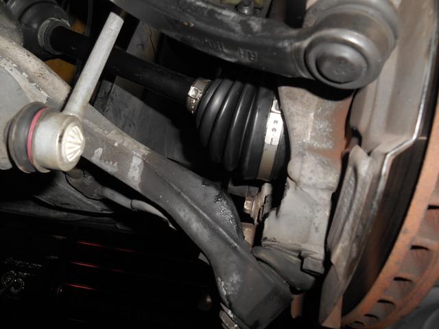 ボルボS60、ドライブシャフトブーツ交換後、イグニッションコイル交換。【三木市　小野市　加東市　神戸市西区　神戸市北区　篠山市】