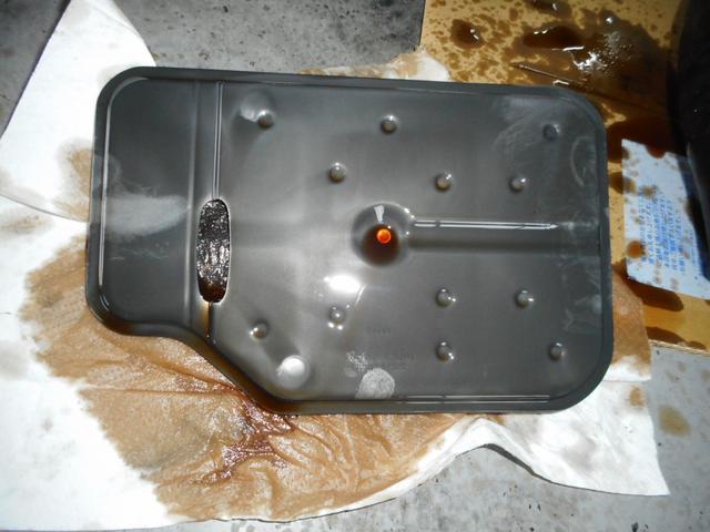 ベンツEクラス、W211、ATF交換と、タンブルフラップ修理。