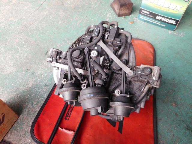 ベンツEクラス、W211、ATF交換と、タンブルフラップ修理。