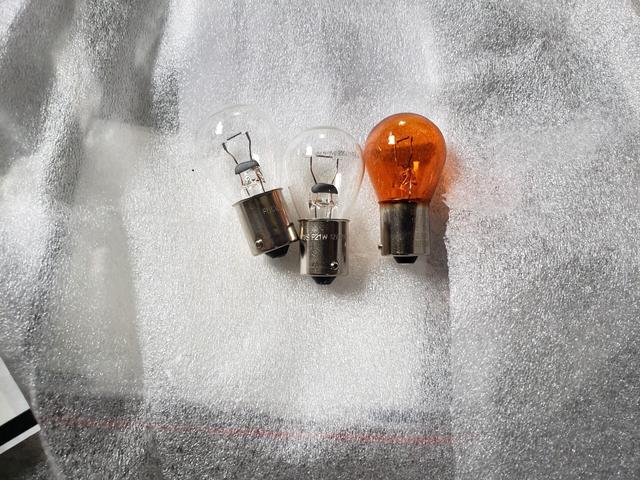 BMW116i（F20）、テール配線修理。　【三木市　小野市　加東市　神戸市西区　神戸市北区　西脇市】