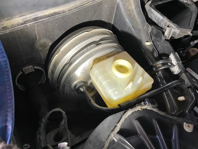 BMW５　E６０、ブレーキが固い。【三木市　小野市　加東市　神戸市西区　神戸市北区　西脇市】