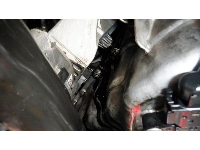BMW３シリーズ、エンジンオイル漏れ修理。【三木市　小野市　加東市　神戸市西区　神戸市北区　西脇市】