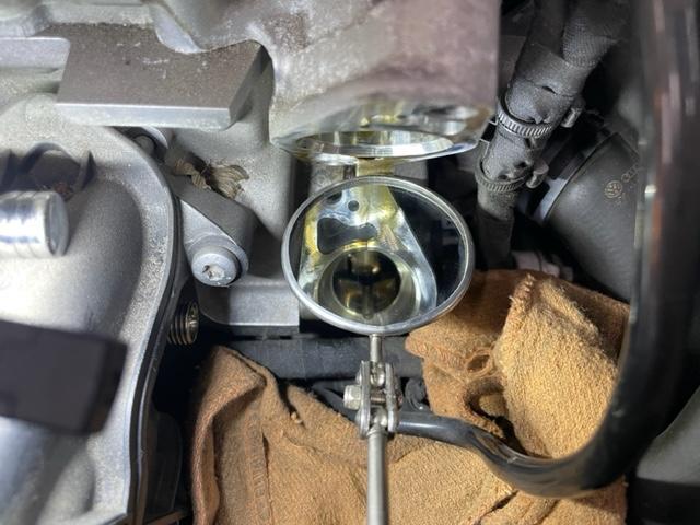 アウディA4、チェックランプ点灯と異音。【三木市　小野市　加東市　神戸市西区　神戸市北区　西脇市　明石市】