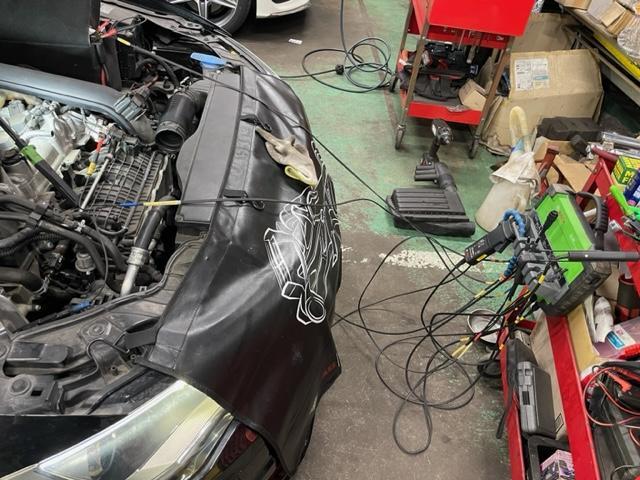 アウディA4、チェックランプ点灯と異音。【三木市　小野市　加東市　神戸市西区　神戸市北区　西脇市　明石市】